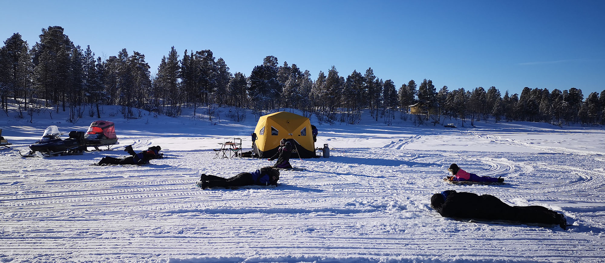 Guide in North Icefishing Kiruna Lappland