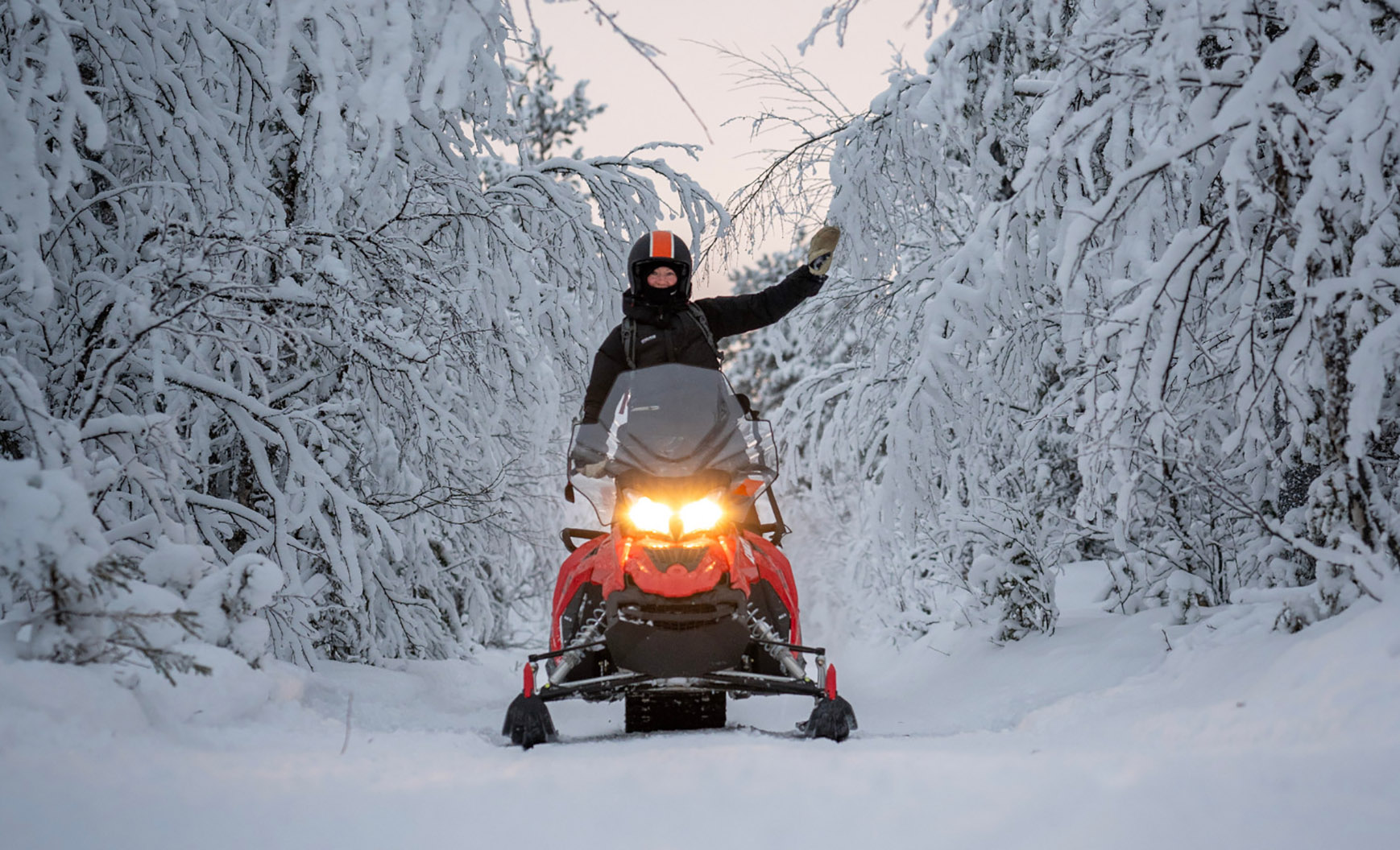 Polar nature tour on snowmobile Kiruna Lappland